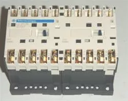 0103-11112Reversing Contactor (use K03-8024-K)