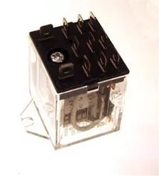 1024-24-6relay 3pdt 24v [K24-24-6]