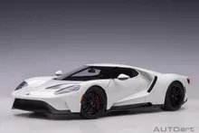 Auto Art 1/18 72941 Ford GT 2017 (Frozen White)