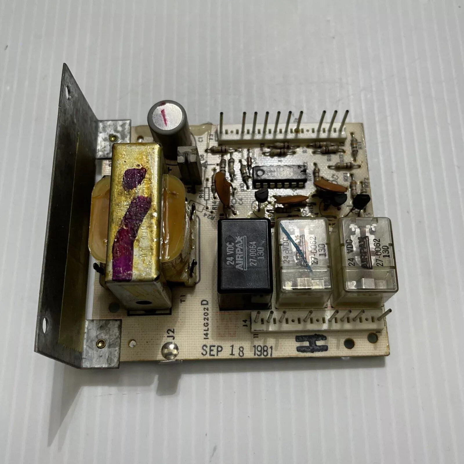 Chamberlain 333C Garage Door Logic Circuit Board 14PC202D