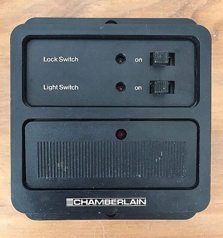 Chamberlain Old Black Wall Button Multi-Function Door Control Console 4 Terminal