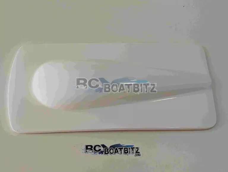 Genesis 900 Hatch fibreglass