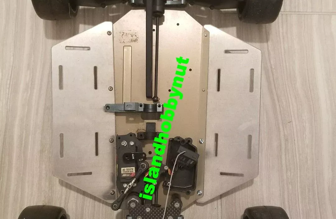 MUGEN MGT7 ALUMINUM BATTERY TRAYS
