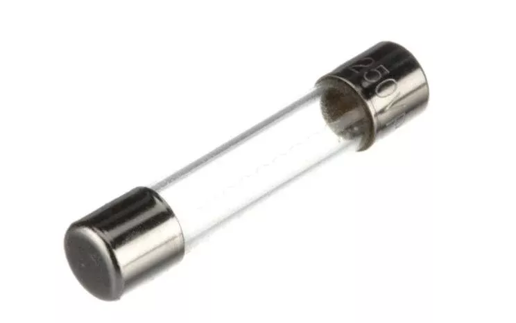 MX000865 Fuse, 15A